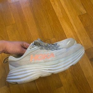 Hoka bondi size 7